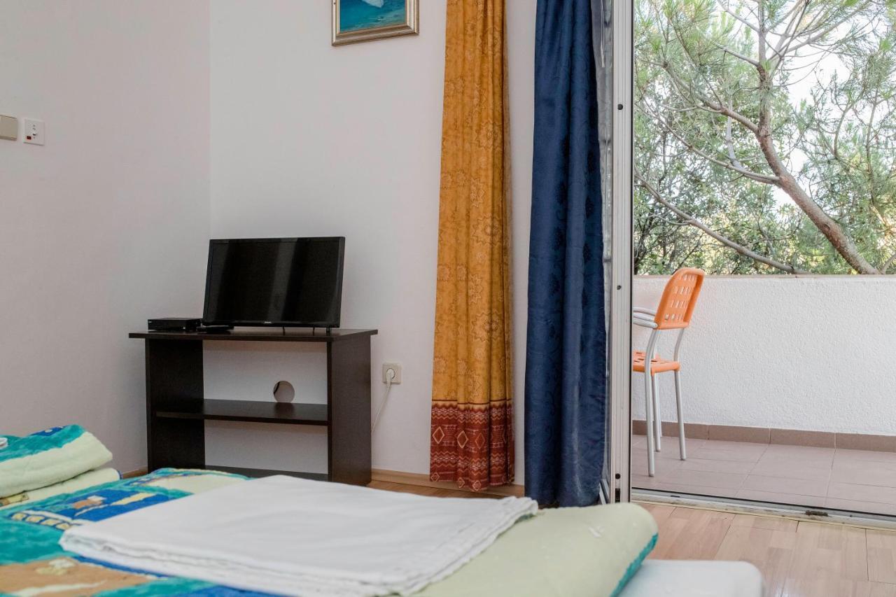Guesthouse Sime Kolan Exterior photo